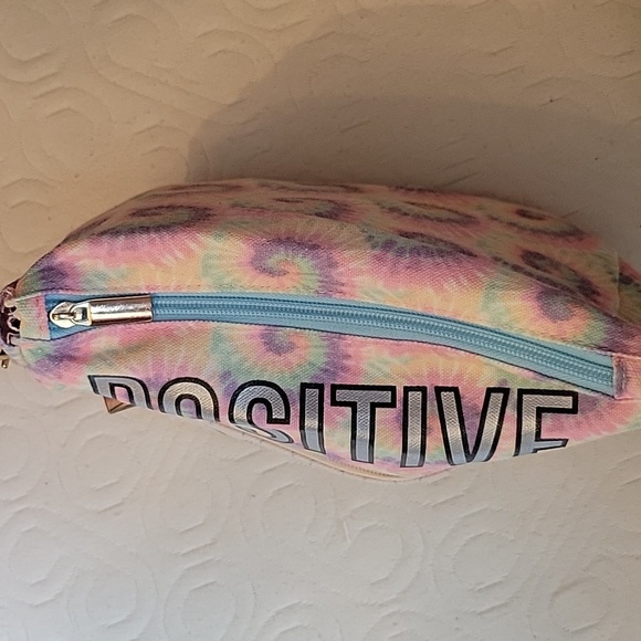 Accessories Mystery Bag - Picture 3 of 3